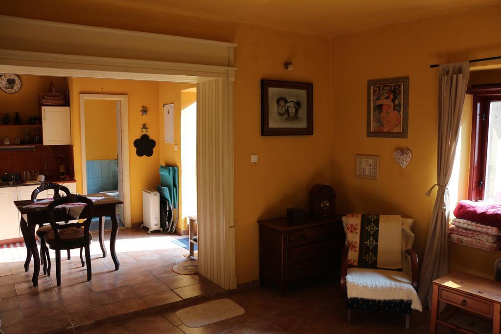 Apartman Na Zlatom Dvore Banská Štiavnica Kamer foto